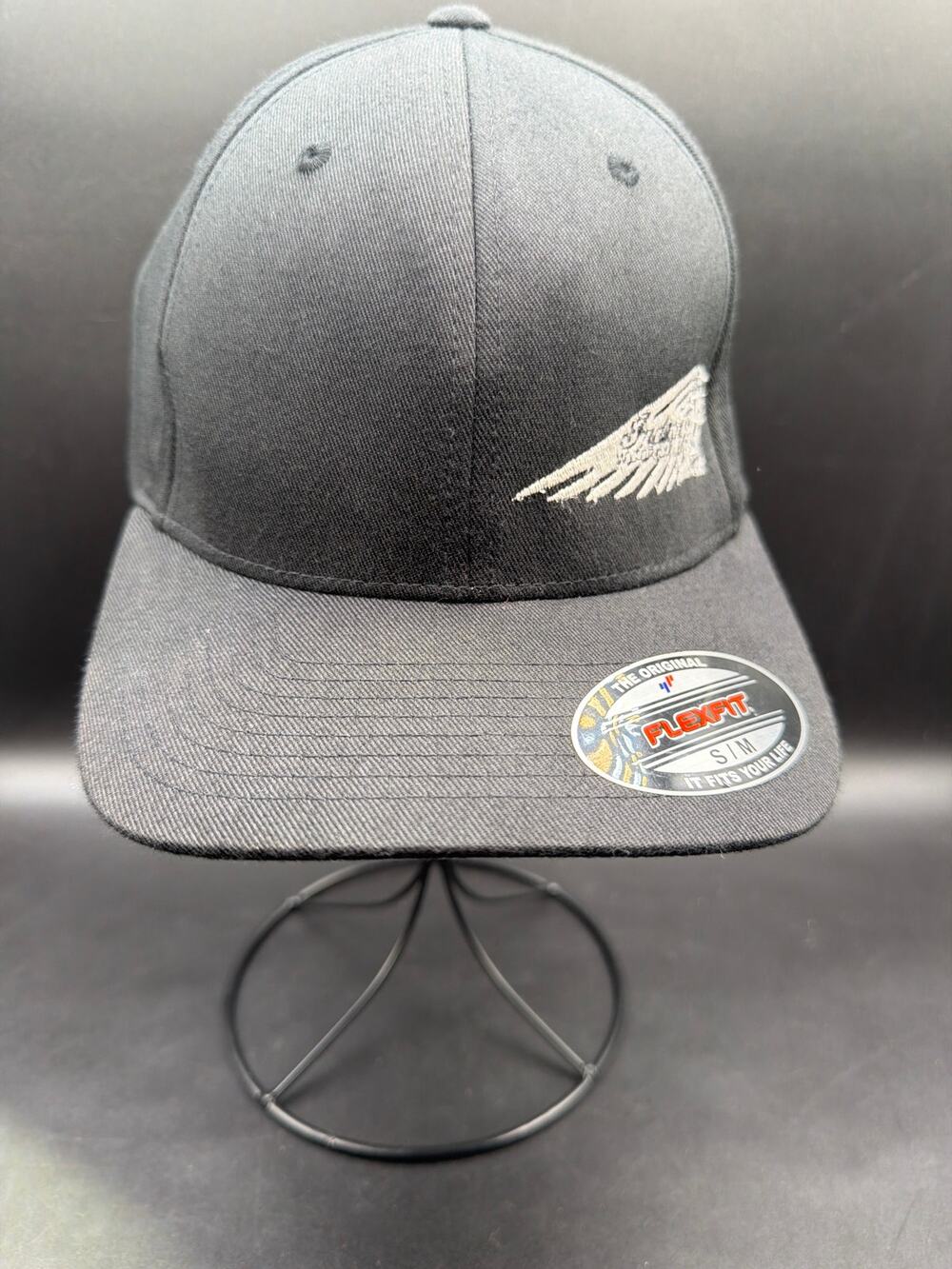 Indian Motorcycle Flexfit Yupoong Black Stretch Fit Cap Hat S/M Embroidered Logo